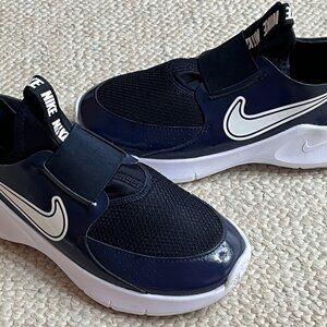 Nike Flex Runner Boy's Size 3Y Youth Kids Navy Blue Sneakers Shoes FN1294-403